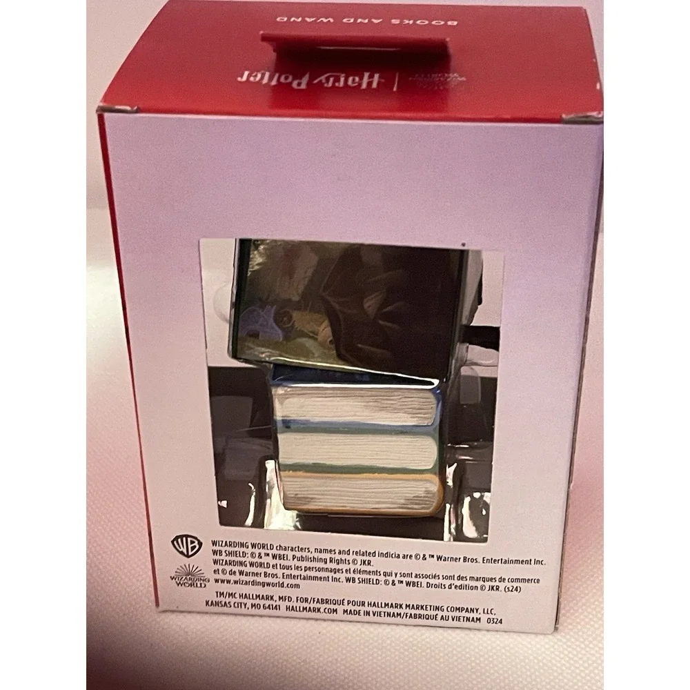 Hallmark Wizarding World Harry potter Books‎ and Wand Christmas Ornament new